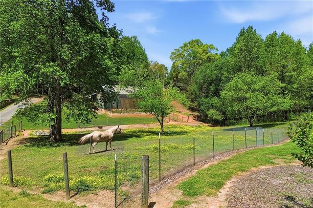 116 Lakota Drive, Dawsonville, GA 30534