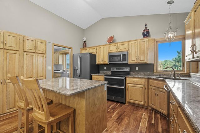 435 147th Lane NE, Ham Lake, MN 55304