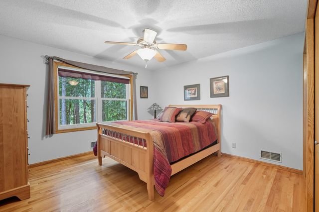 435 147th Lane NE, Ham Lake, MN 55304