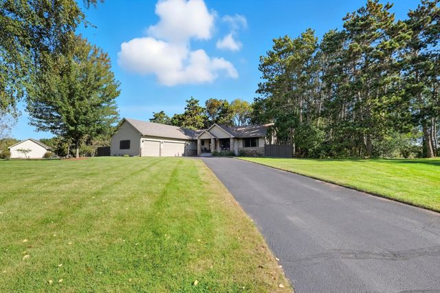 435 147th Lane NE, Ham Lake, MN 55304