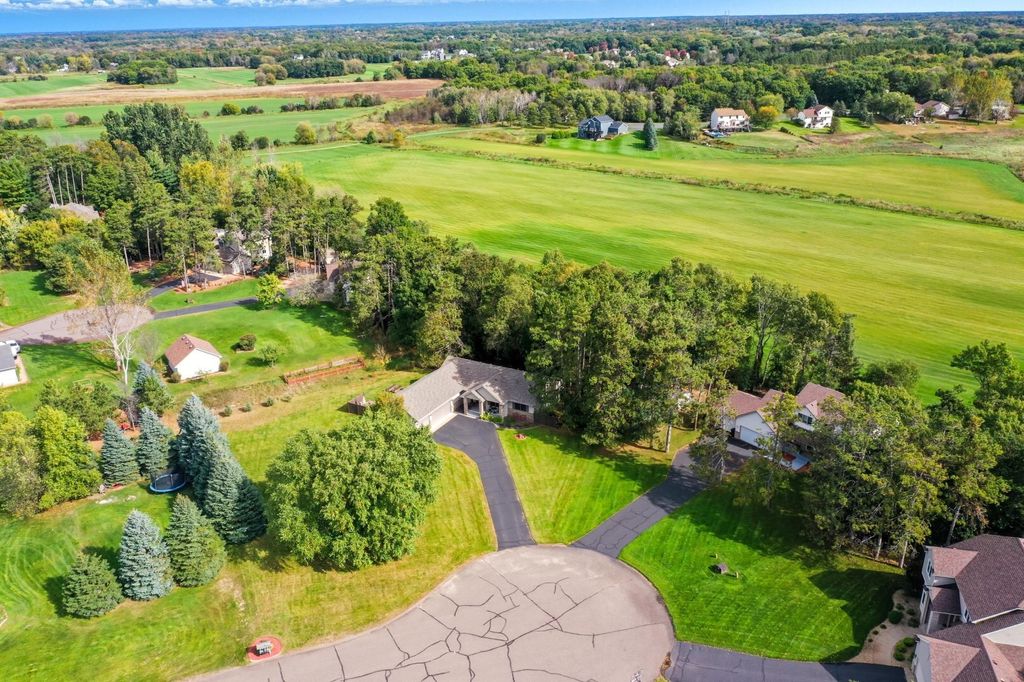 435 147th Lane NE, Ham Lake, MN 55304