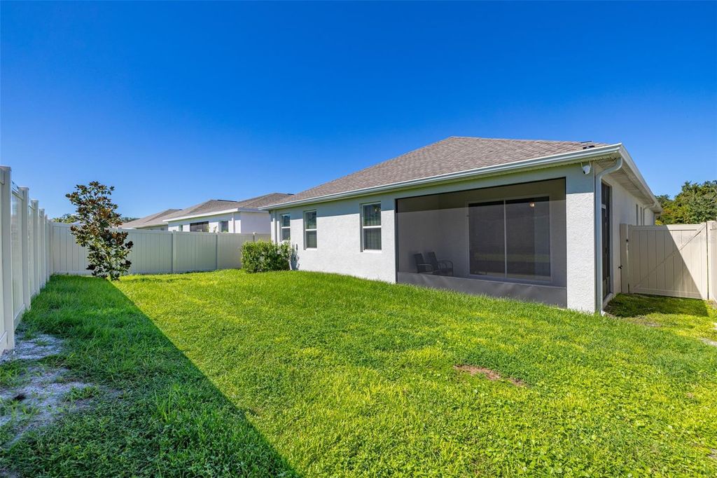Image 30 of property listing at 1739 GOOD NEIGHBOR LOOP, Kissimmee, FL 34744