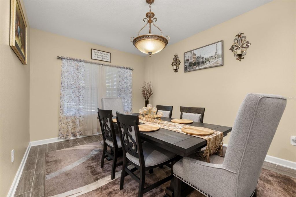 Image 6 of property listing at 1739 GOOD NEIGHBOR LOOP, Kissimmee, FL 34744