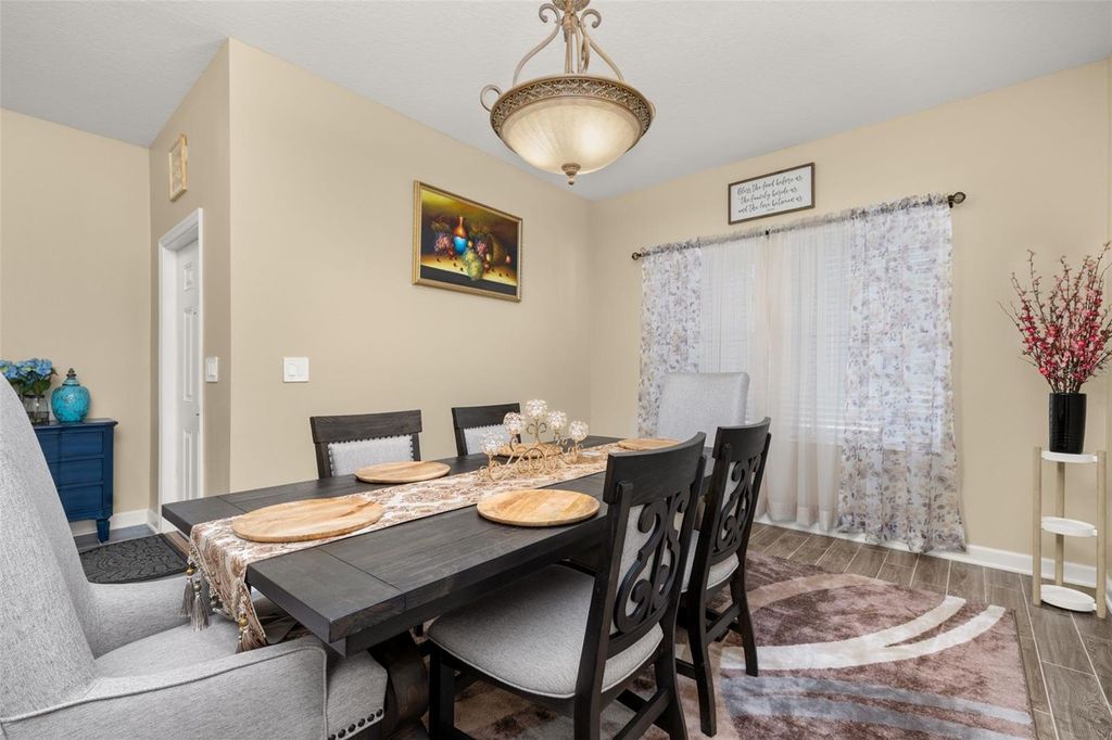 Image 7 of property listing at 1739 GOOD NEIGHBOR LOOP, Kissimmee, FL 34744