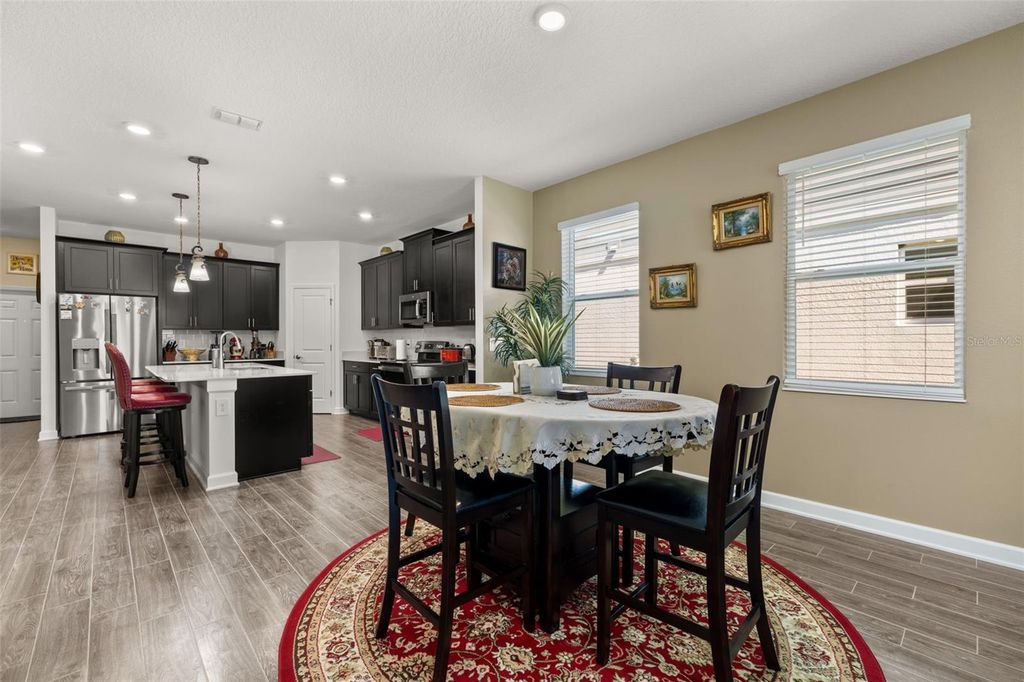 Image 9 of property listing at 1739 GOOD NEIGHBOR LOOP, Kissimmee, FL 34744