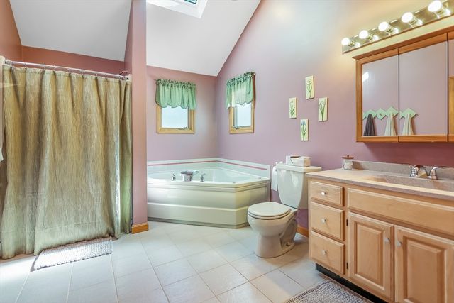 7 Germaine Avenue, Methuen, MA 01844