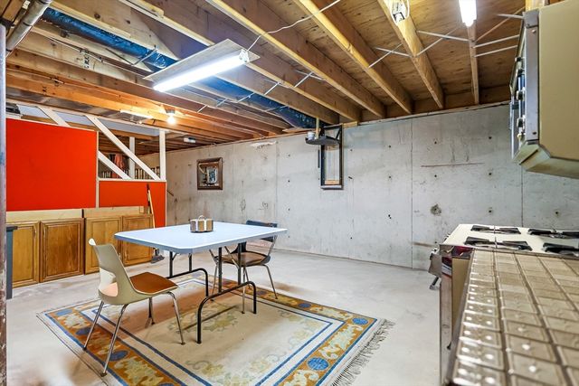 7 Germaine Avenue, Methuen, MA 01844