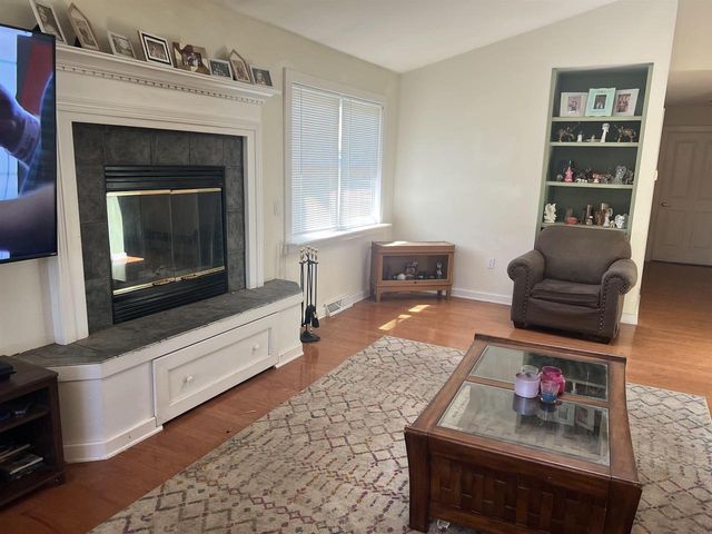 198 Fandrich Road, Oxford, WI 53952