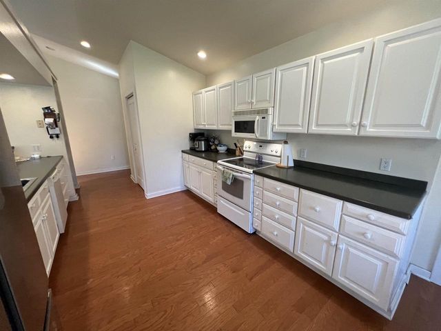 198 Fandrich Road, Oxford, WI 53952