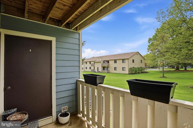 1003 THORNTON CT, North Wales, PA 19454
