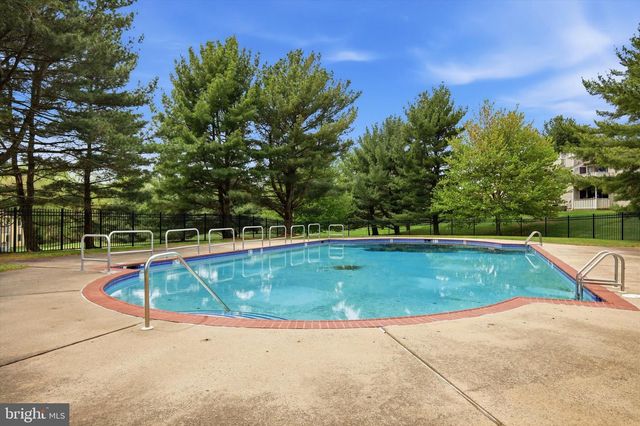 1003 THORNTON CT, North Wales, PA 19454