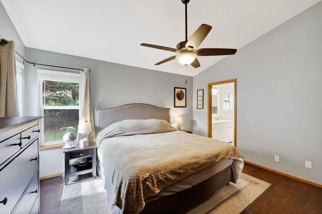 5146 Oak Valley Drive, Madison, WI 53704