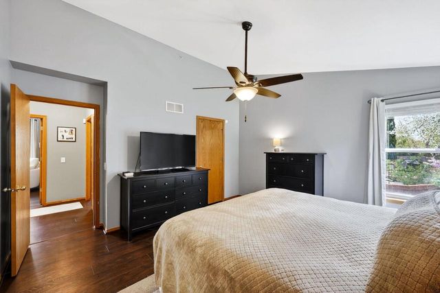 5146 Oak Valley Drive, Madison, WI 53704