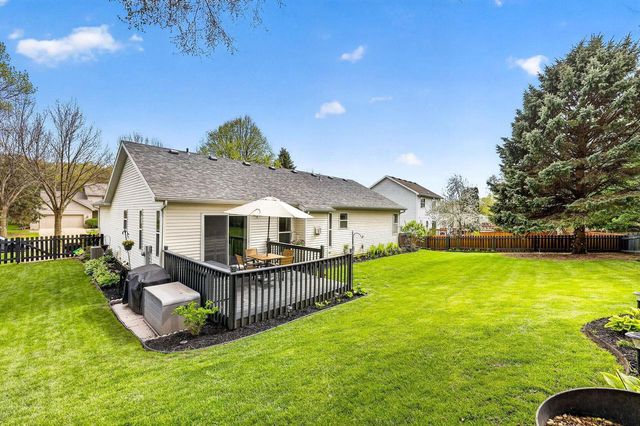 5146 Oak Valley Drive, Madison, WI 53704