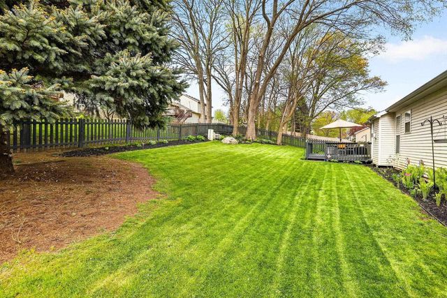5146 Oak Valley Drive, Madison, WI 53704