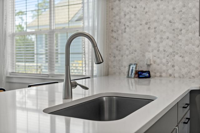 601 Yellow Leaf Lane, Summerville, SC 29486