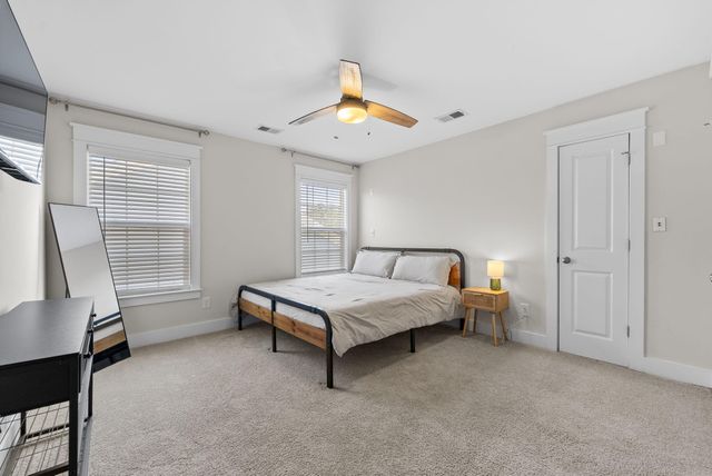 601 Yellow Leaf Lane, Summerville, SC 29486