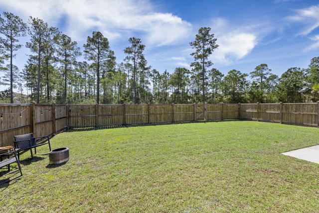 601 Yellow Leaf Lane, Summerville, SC 29486