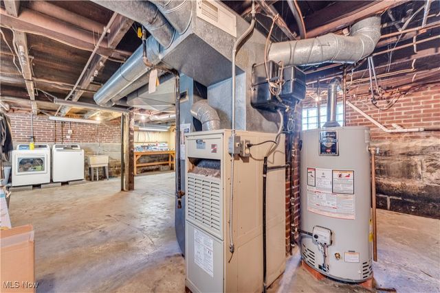 179 Jackson Street, Amherst, OH 44001