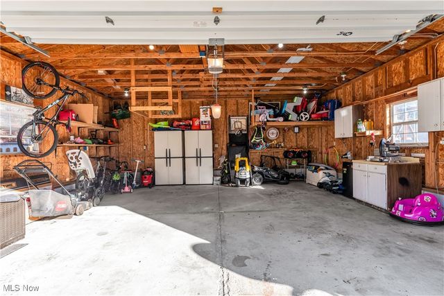 179 Jackson Street, Amherst, OH 44001