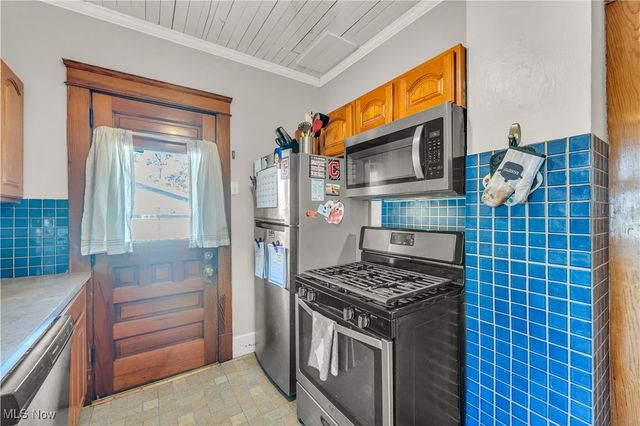 179 Jackson Street, Amherst, OH 44001