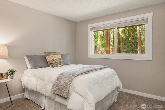 19522 NE 181st Street, Woodinville, WA 98077