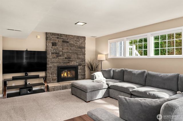 19522 NE 181st Street, Woodinville, WA 98077