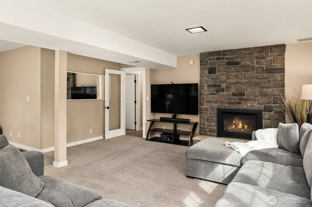 19522 NE 181st Street, Woodinville, WA 98077