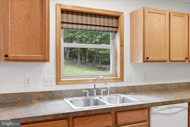 1100 LOGGER DR, Gore, VA 22637