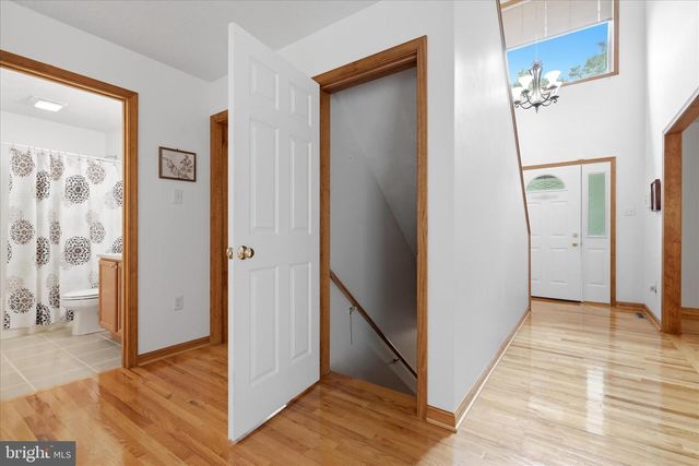 1100 LOGGER DR, Gore, VA 22637