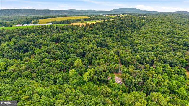 1100 LOGGER DR, Gore, VA 22637