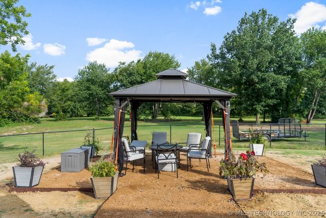 4295 Happy Camp Road, Beggs, OK 74421