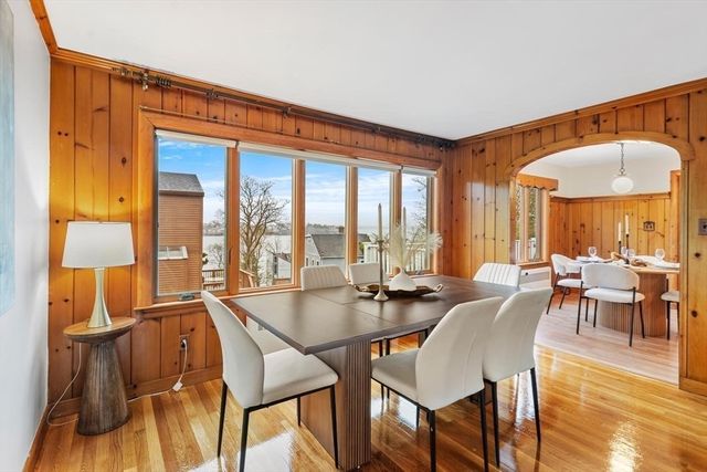 10 High Street, Nahant, MA 01908