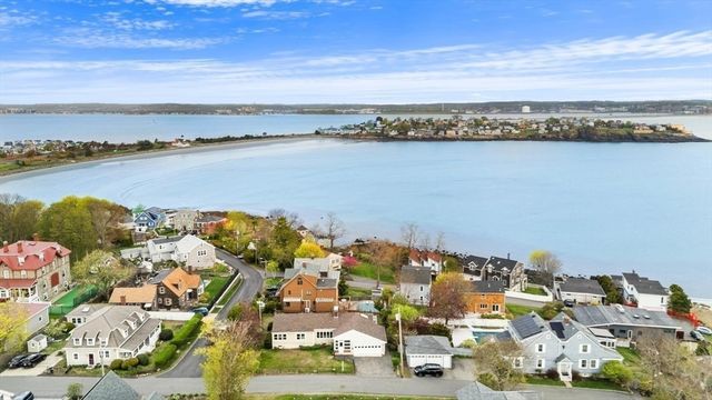 10 High Street, Nahant, MA 01908