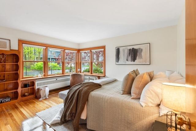 10 High Street, Nahant, MA 01908