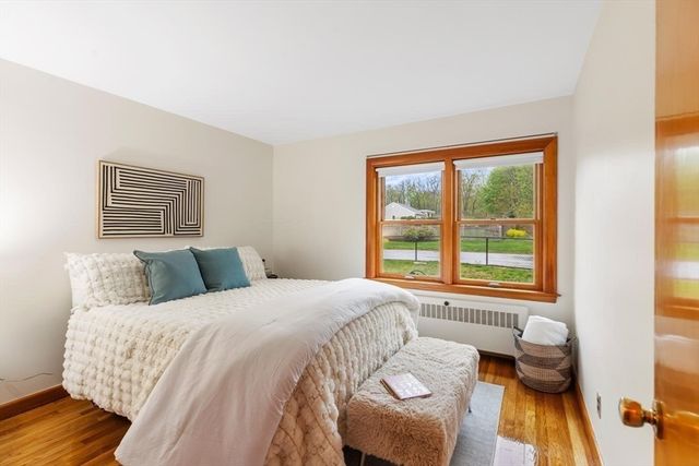10 High Street, Nahant, MA 01908