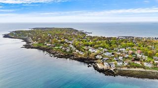 10 High Street, Nahant, MA 01908