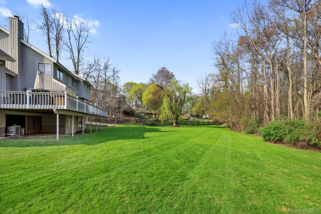 5 Deerfield Lane, Scarsdale, NY 10583