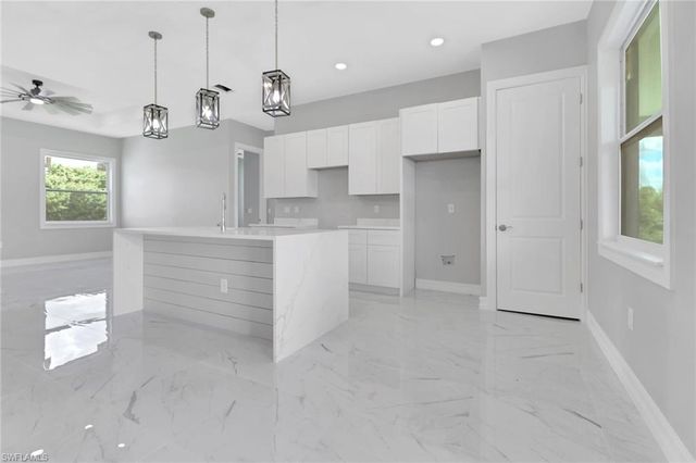 6138 Holt CT, Fort Myers, FL 33905