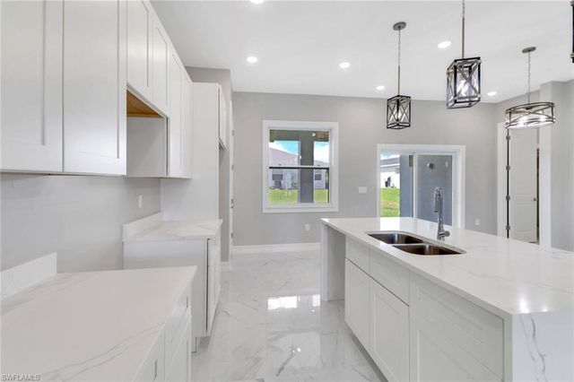 6138 Holt CT, Fort Myers, FL 33905
