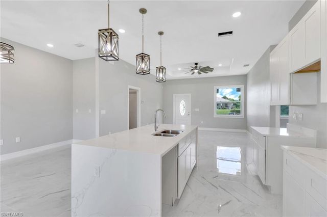 6138 Holt CT, Fort Myers, FL 33905