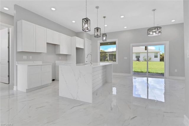 6138 Holt CT, Fort Myers, FL 33905