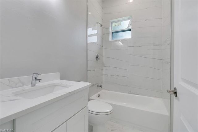 6138 Holt CT, Fort Myers, FL 33905