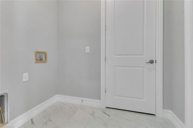 6138 Holt CT, Fort Myers, FL 33905
