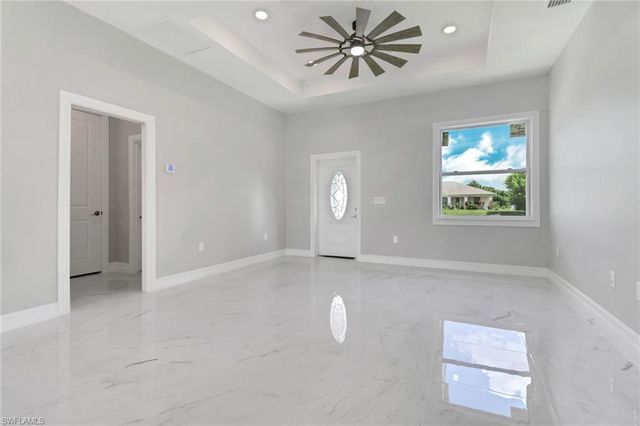 6138 Holt CT, Fort Myers, FL 33905