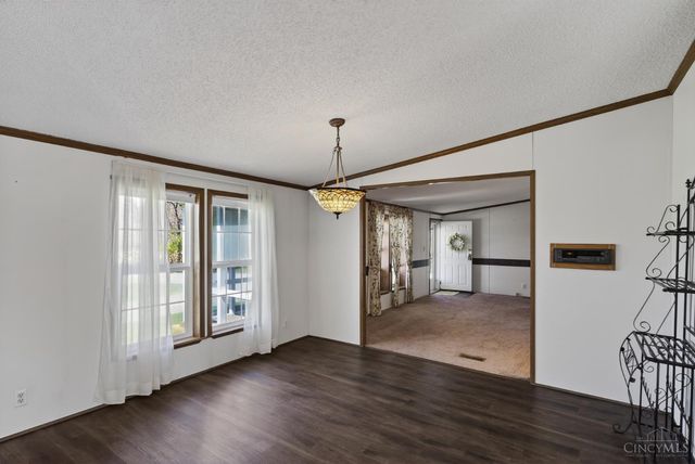 5704 State Route 73, Chester Twp, OH 45177