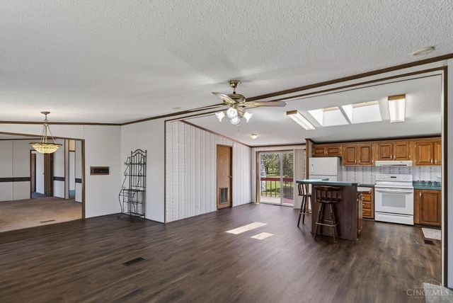5704 State Route 73, Chester Twp, OH 45177