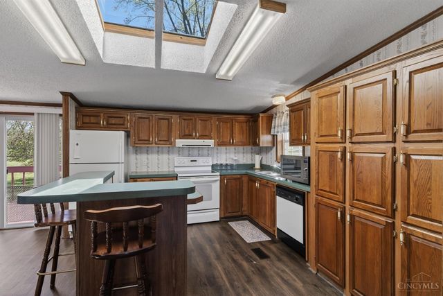 5704 State Route 73, Chester Twp, OH 45177