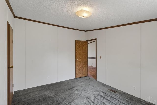 5704 State Route 73, Chester Twp, OH 45177