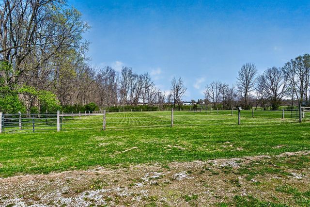 5704 State Route 73, Chester Twp, OH 45177